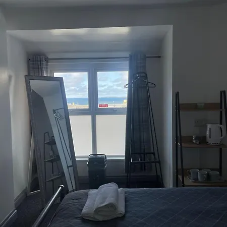Lodge Shore